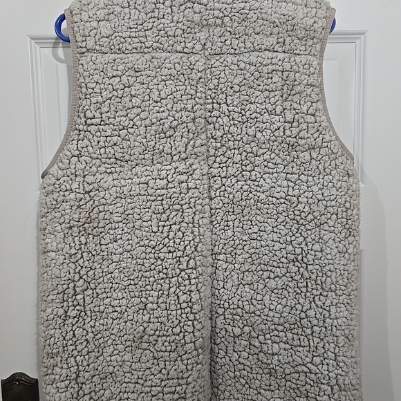 Thread And Supply Cozy Sherpa Fleece Vest Size M - Picture 4 of 10